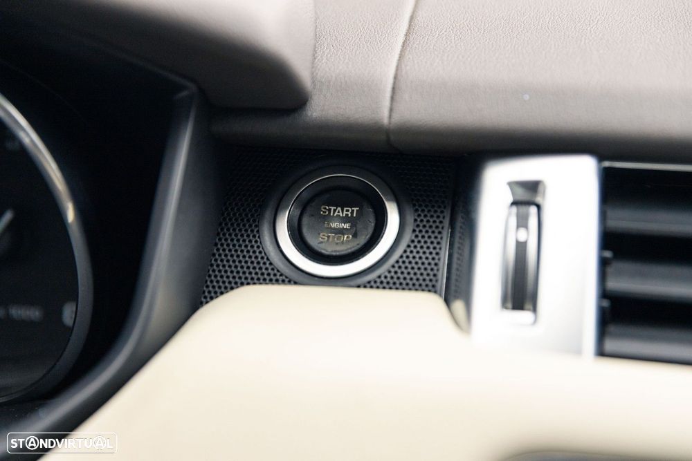 Land Rover Range Rover Sport 3.0 SDV6 HSE Dynamic - 32