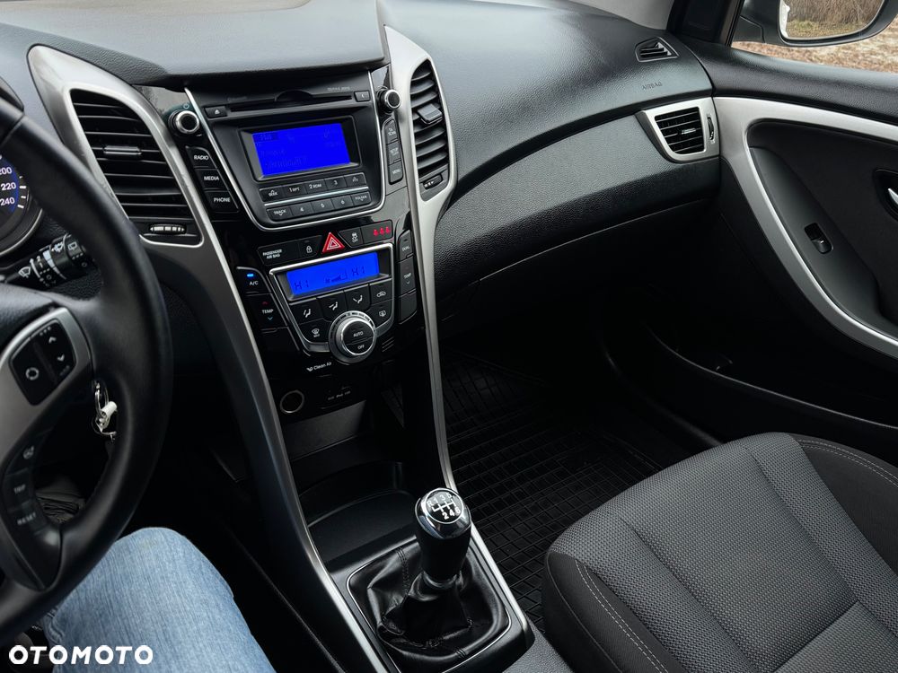 Hyundai i30 1.4 Classic - 8