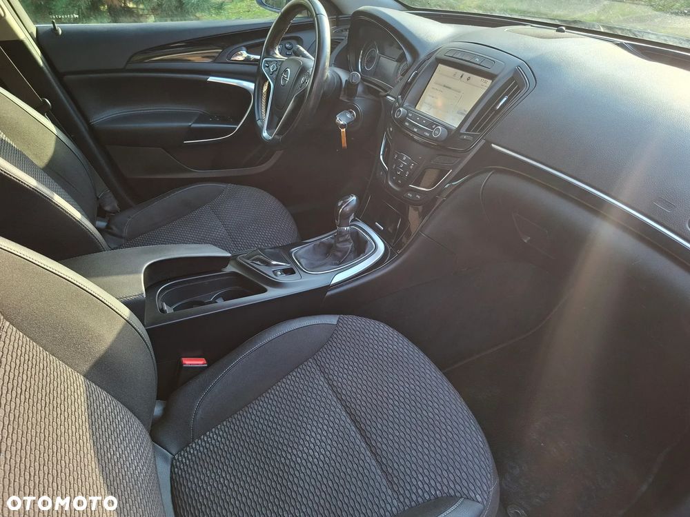 Opel Insignia - 10