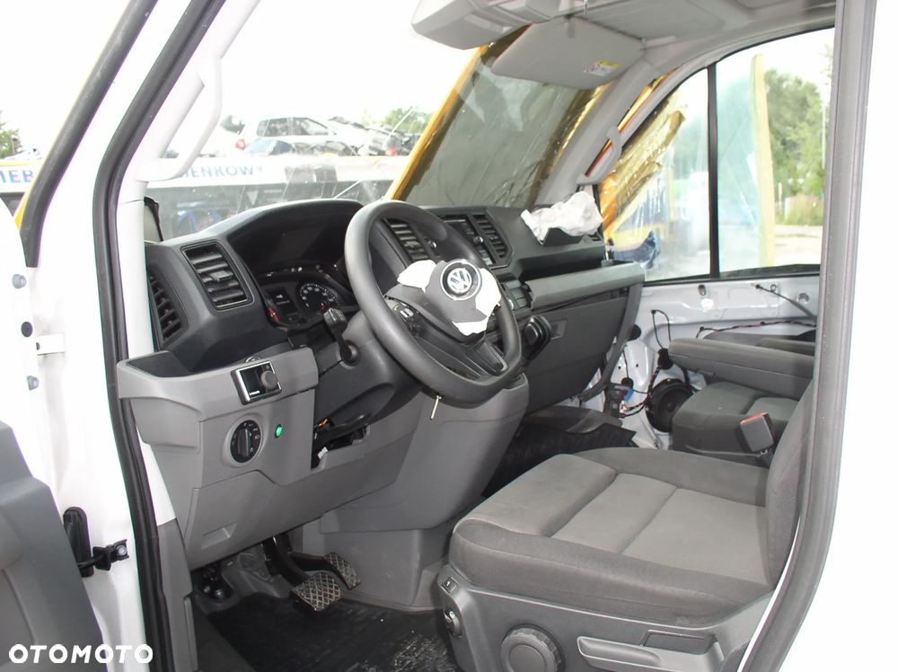 Volkswagen CRAFTER - 17