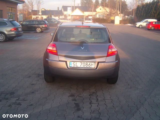 Renault Megane - 8