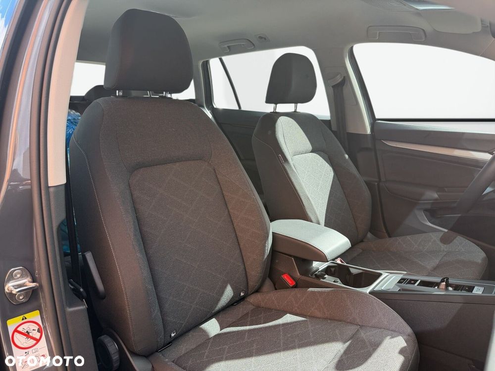 Volkswagen Golf 1.5 eTSI Life DSG - 38