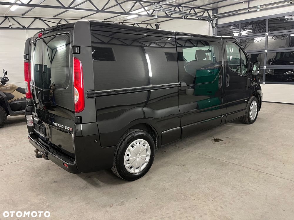 Opel Vivaro - 8