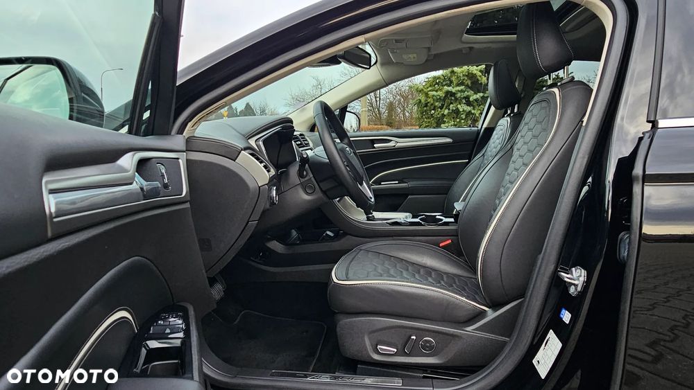 Ford Mondeo - 31