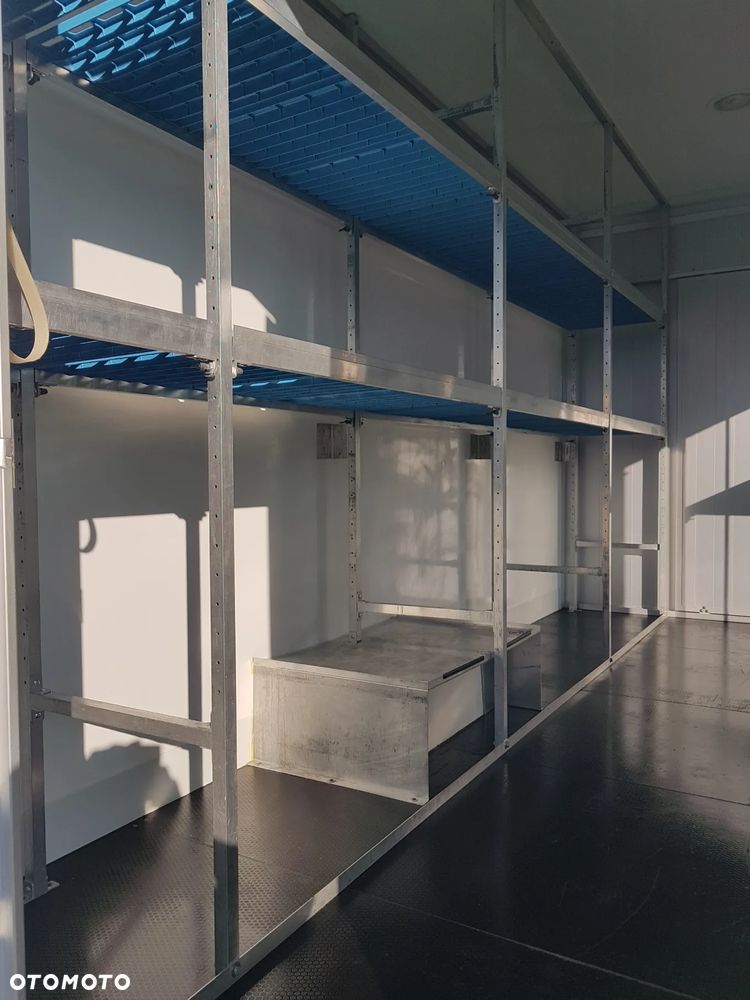 Iveco DAILY KONTENER NISKOPODŁOGOWY 4,43x2,23x2,42 SKLEP FOODTRUCK BAR KLIMA KONIOWÓZ KAMPER - 19