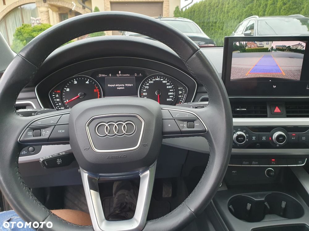 Audi A4 Limousine - 10