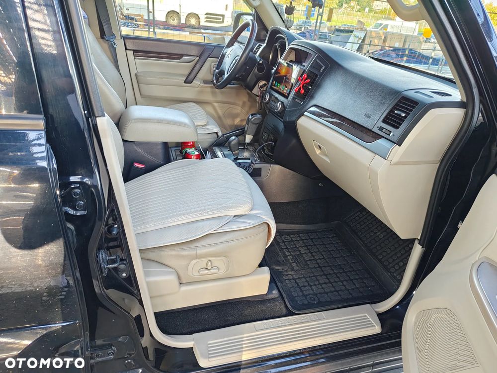 Mitsubishi Pajero 3.8 V6 Automatik Instyle - 9