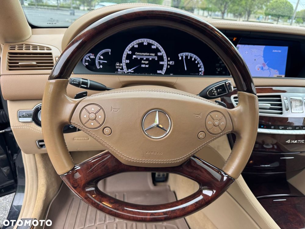 Mercedes-Benz CL - 12