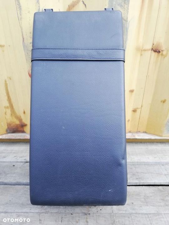 MERCEDES W221 S-KLASA LONG ŚRODKOWA CZĘSĆ PODLOKIE - 12