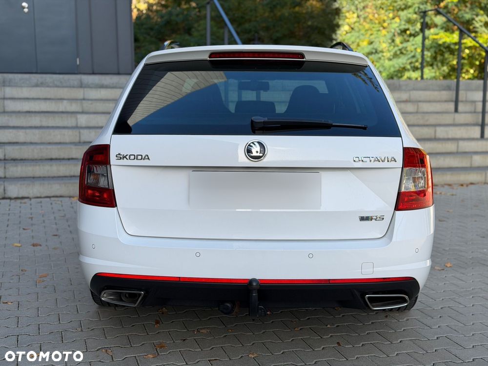 Skoda Octavia 2.0 TDI RS - 16