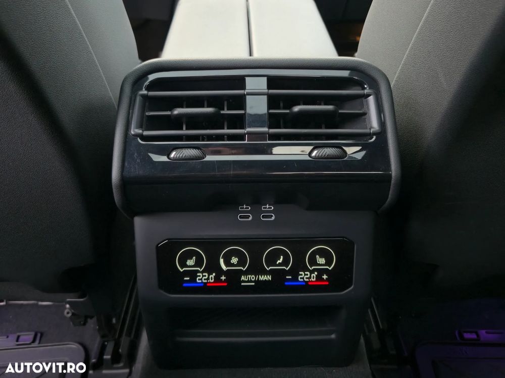 BMW Seria 5 520i Aut. M Sport Edition - 22