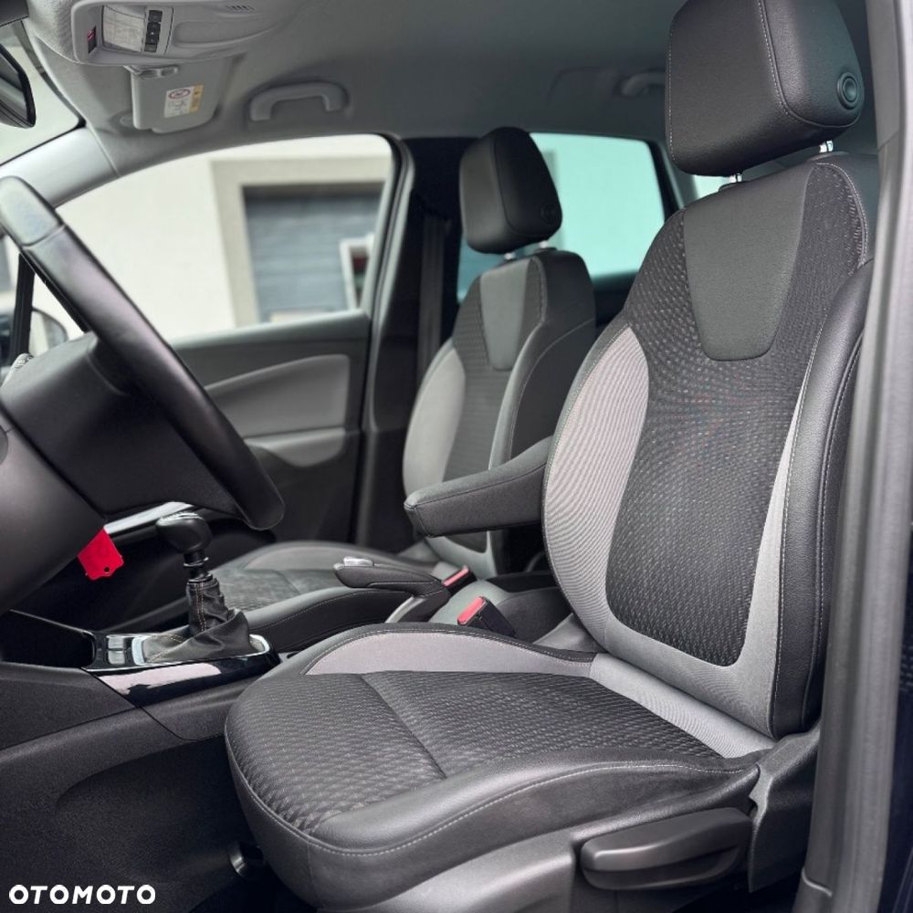 Opel Crossland X - 18