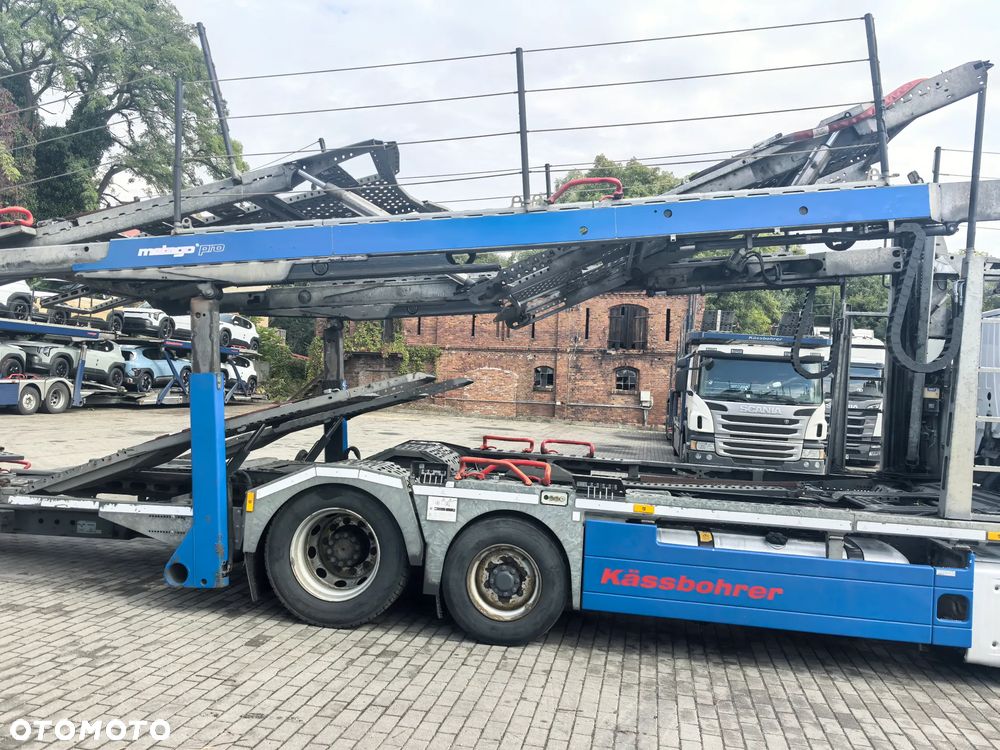 Mercedes-Benz Actros - 8