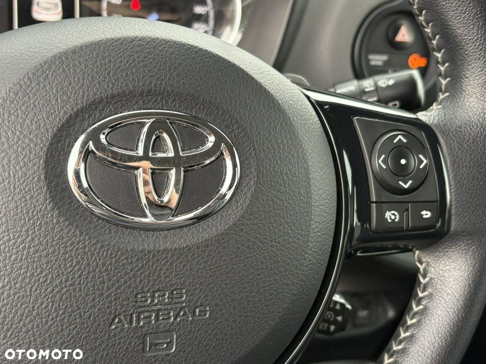Toyota Yaris - 31