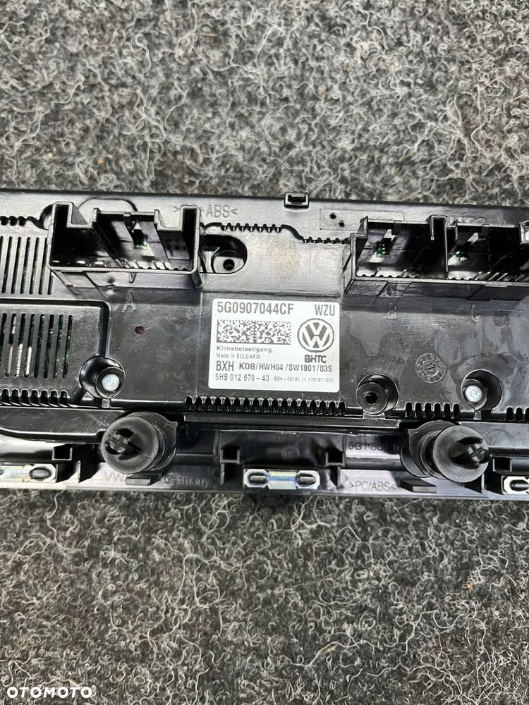 vw golf VII lift penel sterowania klimatyzacji 5G0907044CF - 8