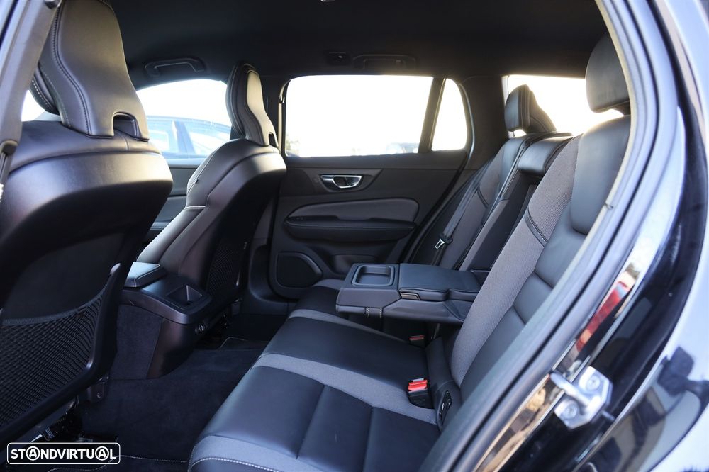 Volvo V60 2.0 D3 R-Design Geartronic - 9