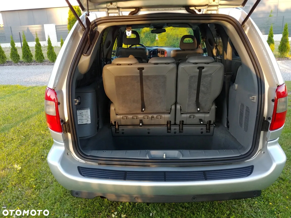 Chrysler Grand Voyager 3.3 Limited S&G - 34