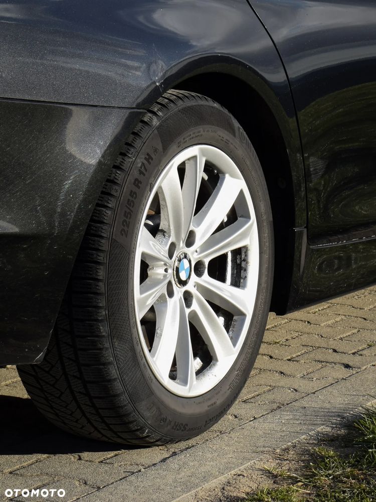 BMW Seria 5 - 25