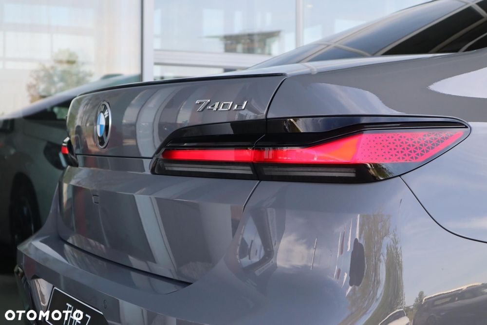 BMW Seria 7 - 10