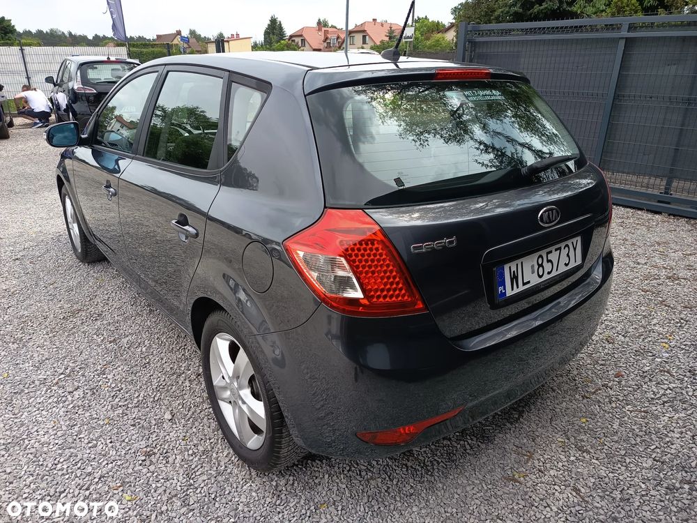 Kia Ceed 1.4 CVVT Spirit - 7