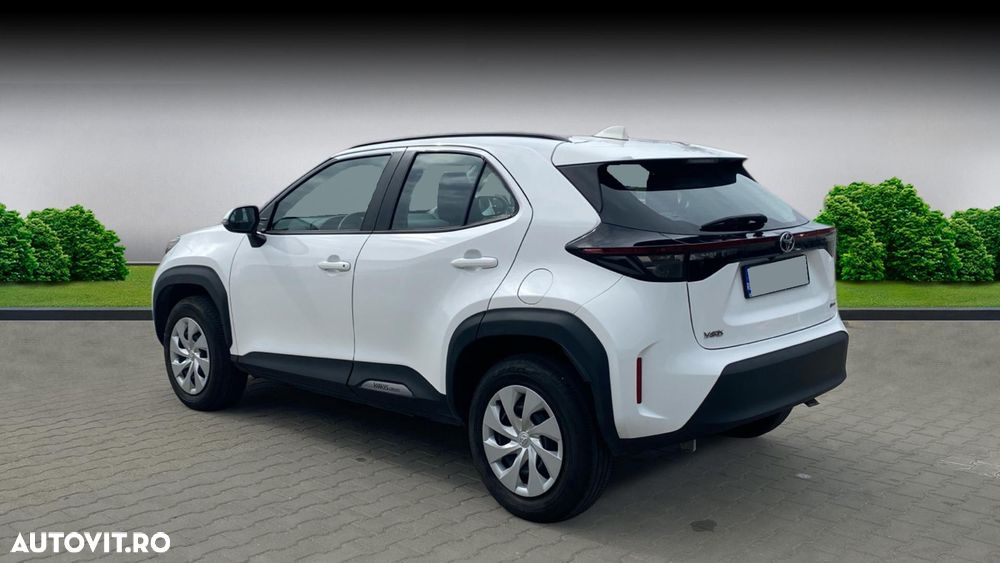 Toyota Yaris Cross 1.5 VVT-i HSD 4x2 Active - 3