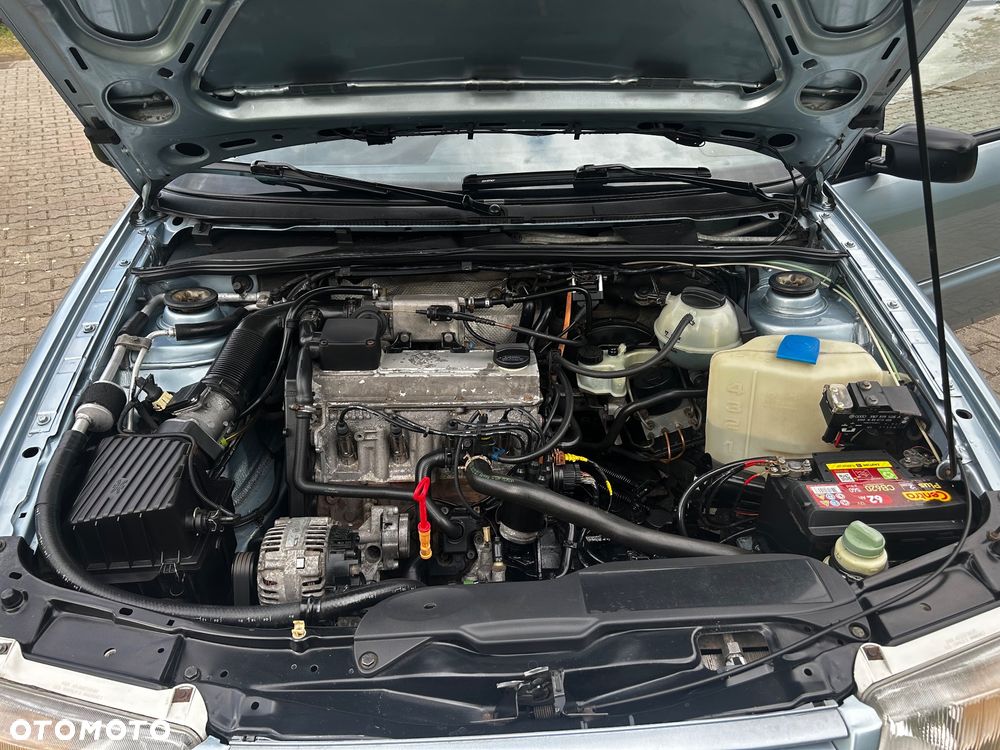 Volkswagen Passat 2.0 GT - 29