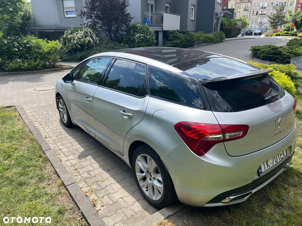 Citroën DS5 HDi 165 SoChic - 5