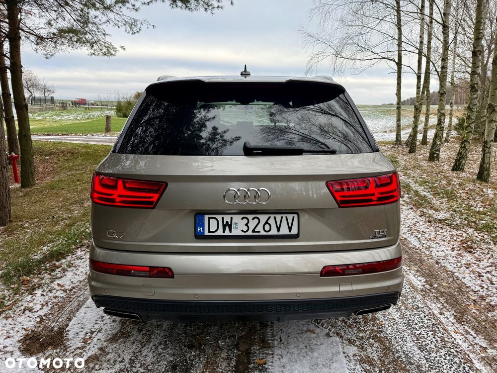 Audi Q7 - 6