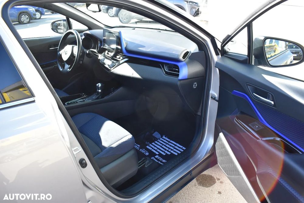Toyota C-HR - 18