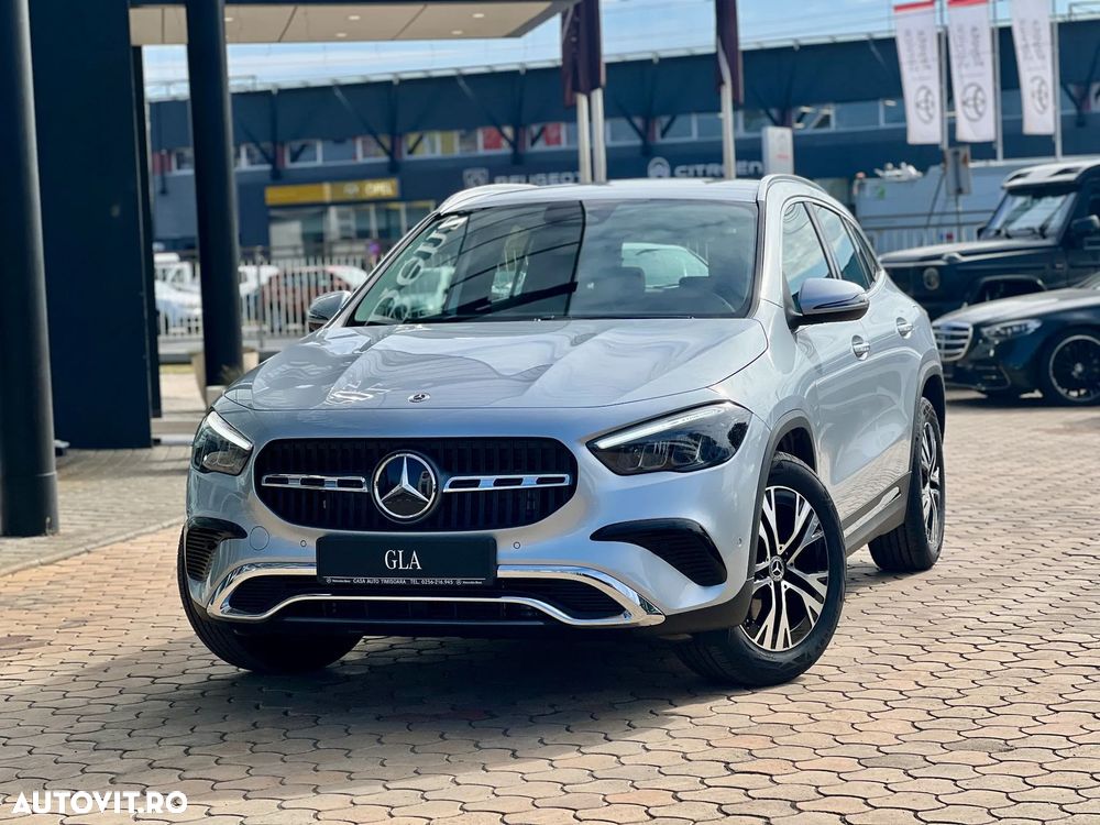 MERCEDES-BENZ GLA