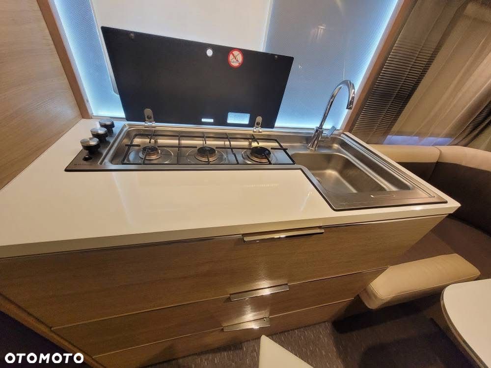 Adria Adora 572 UT - 8