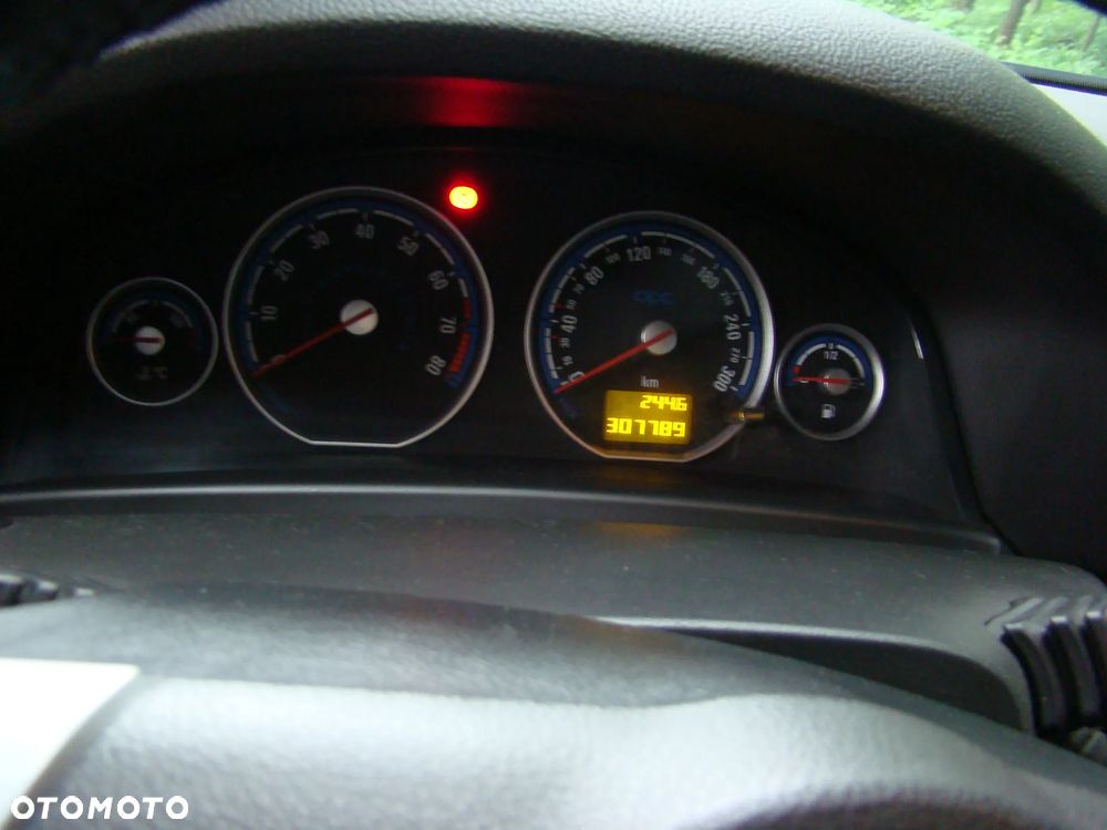 Opel Vectra - 9
