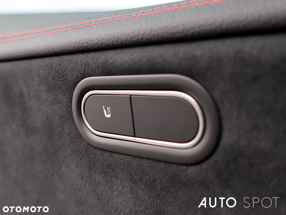 Mercedes-Benz CLA 200 AMG Line 7G-DCT - 12