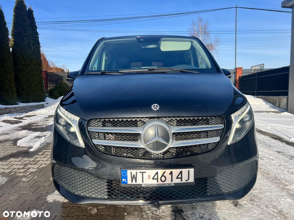 Mercedes-Benz Klasa V - 2
