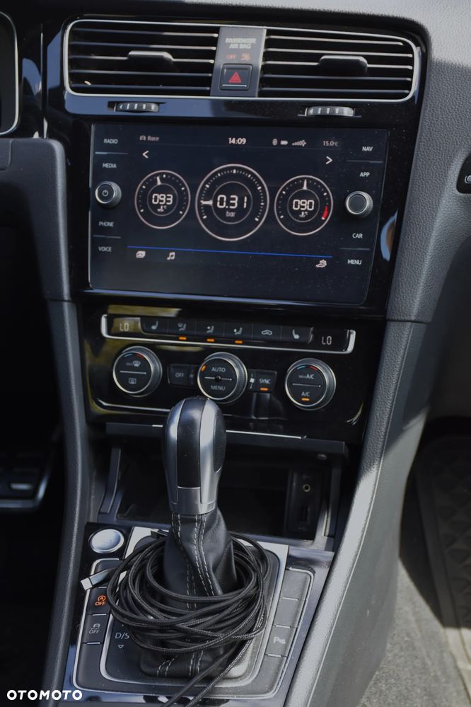 Volkswagen Golf R 4Motion (BlueMotion Technology) DSG - 15