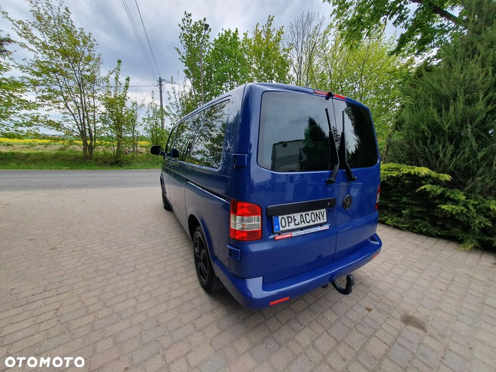 Volkswagen Caravelle - 5