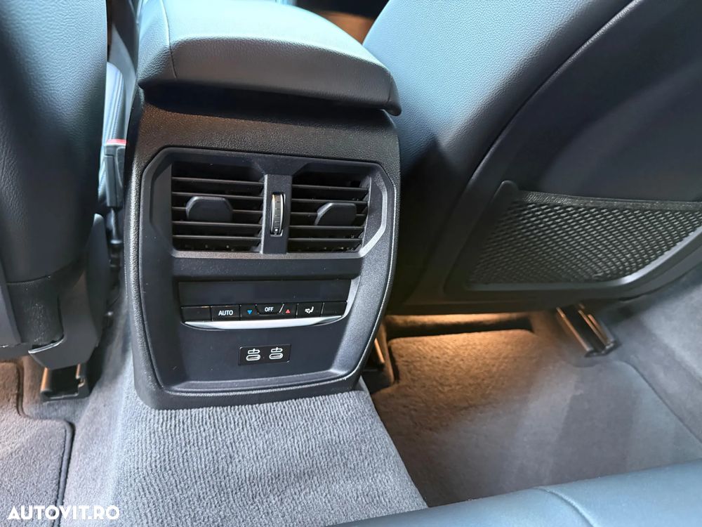 BMW Seria 3 320d xDrive AT MHEV - 35