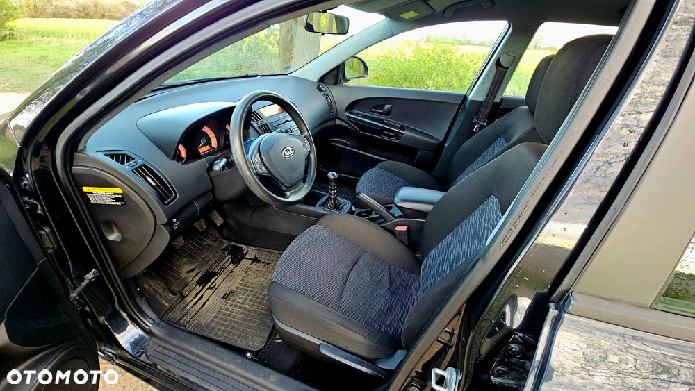 Kia Ceed 1.6 CVVT LX - 10