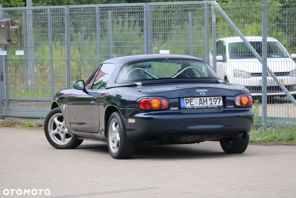 Mazda MX-5 - 10