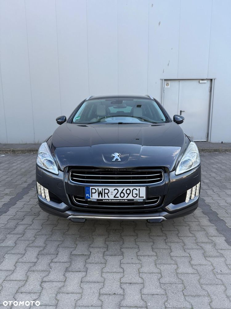 Peugeot 508 RXH Hybrid4 - 16