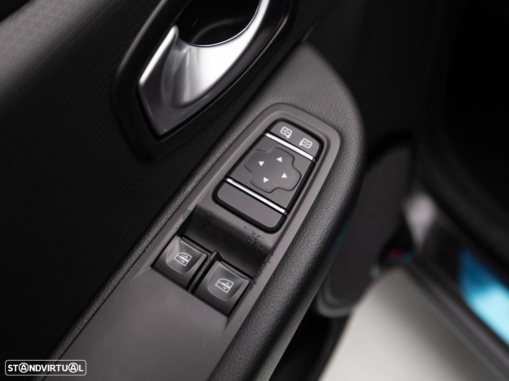 Renault Clio 1.5 dCi Limited - 12