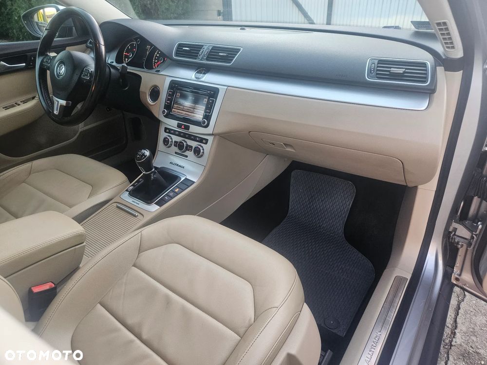 Volkswagen Passat Variant 2.0 TDI 4Mot Highline - 12