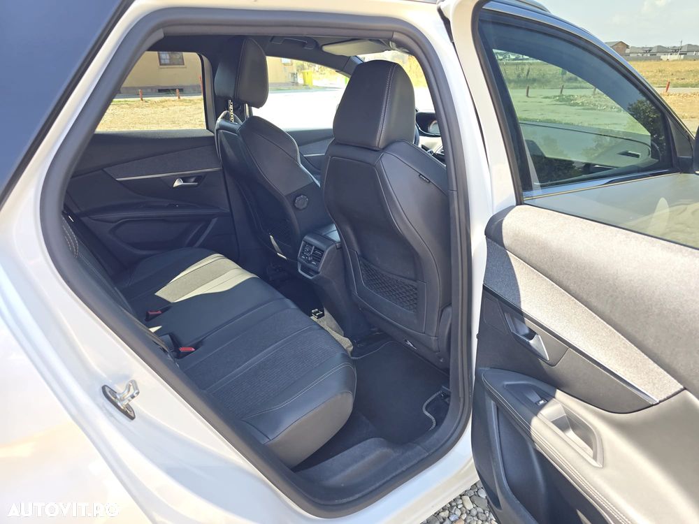 Peugeot 3008 - 13