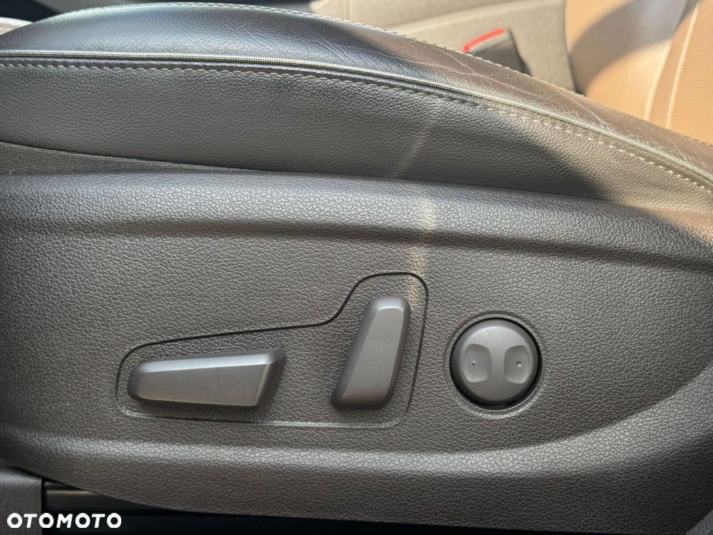 Hyundai Santa Fe 1.6 T-GDI HEV Executive - 24