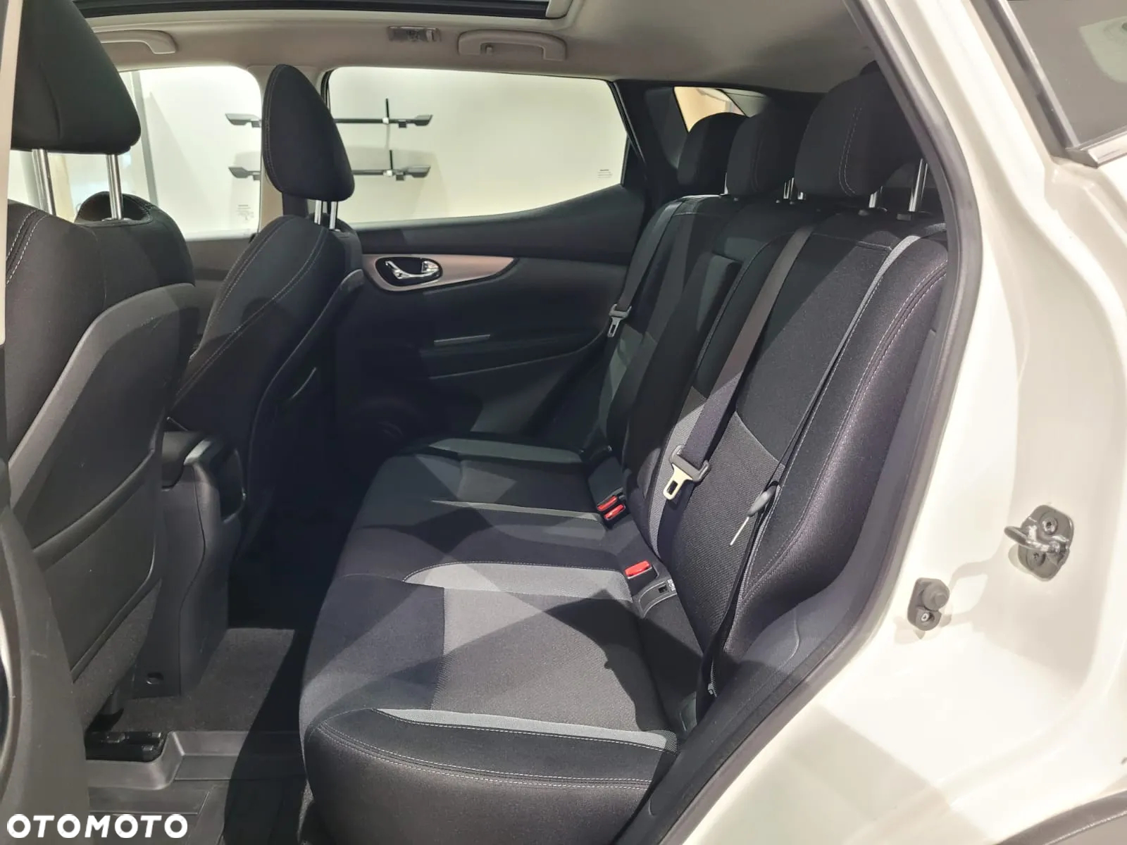 Nissan Qashqai 1.2 DIG-T N-Vision EU6 - 10