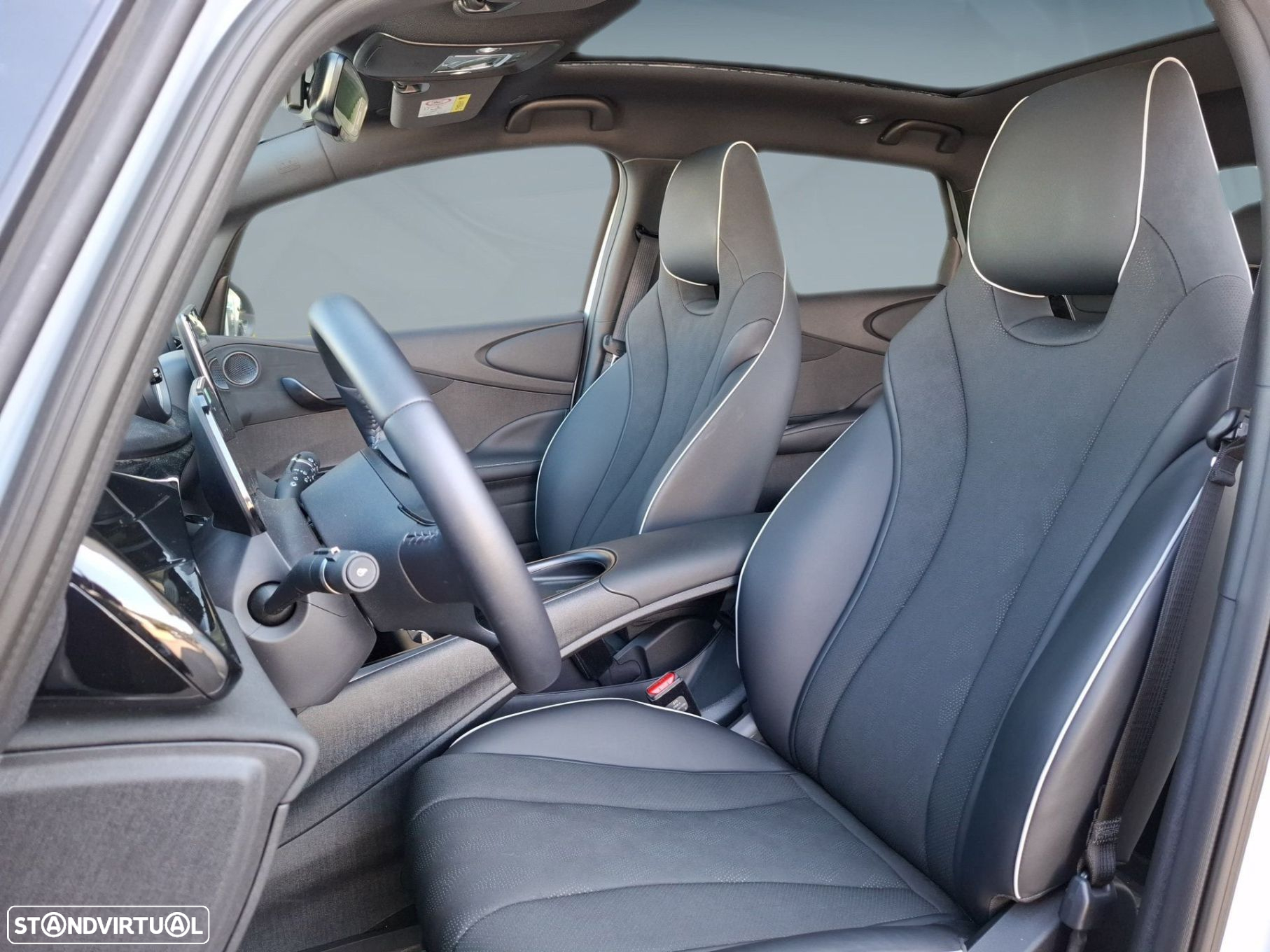 BYD Dolphin 60.4 kWh Design - 3