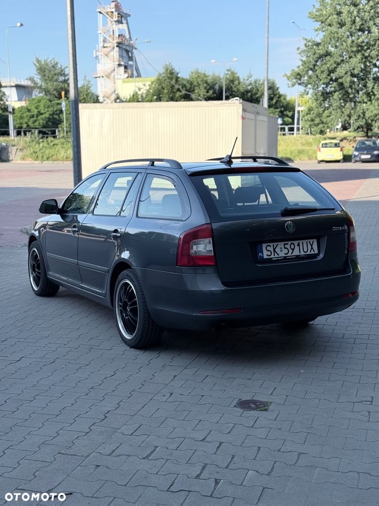 Skoda Octavia 2.0 TDI Ambiente - 9