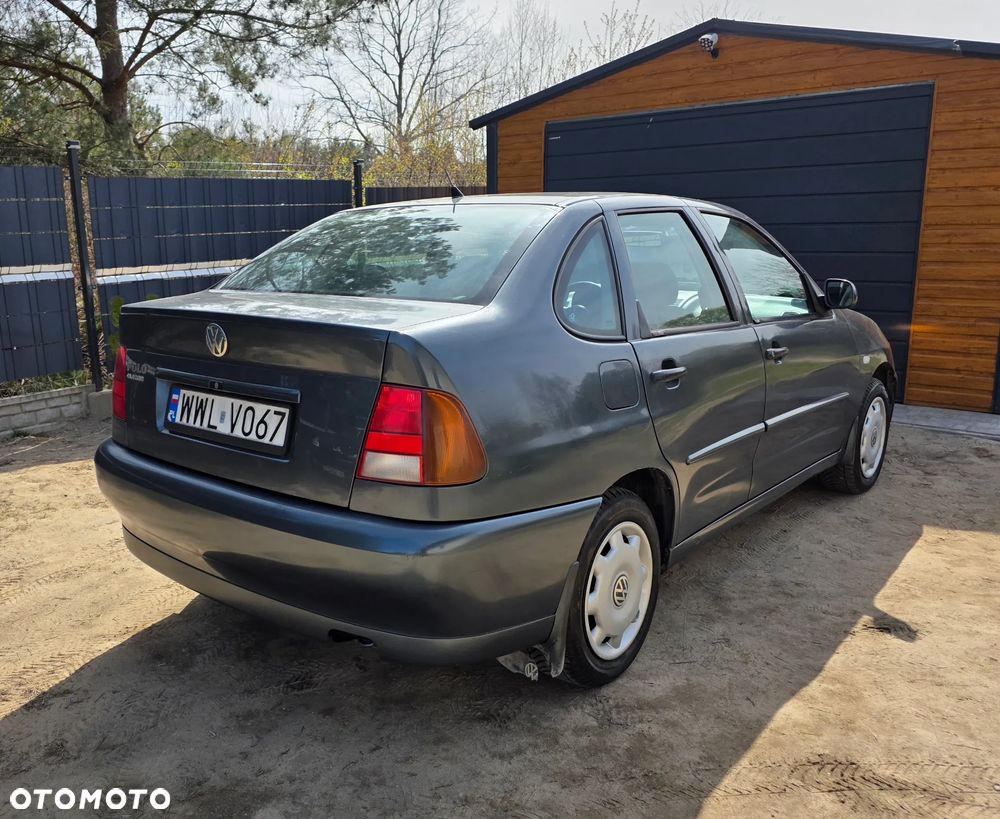 Volkswagen Polo 1.4 Basis - 3