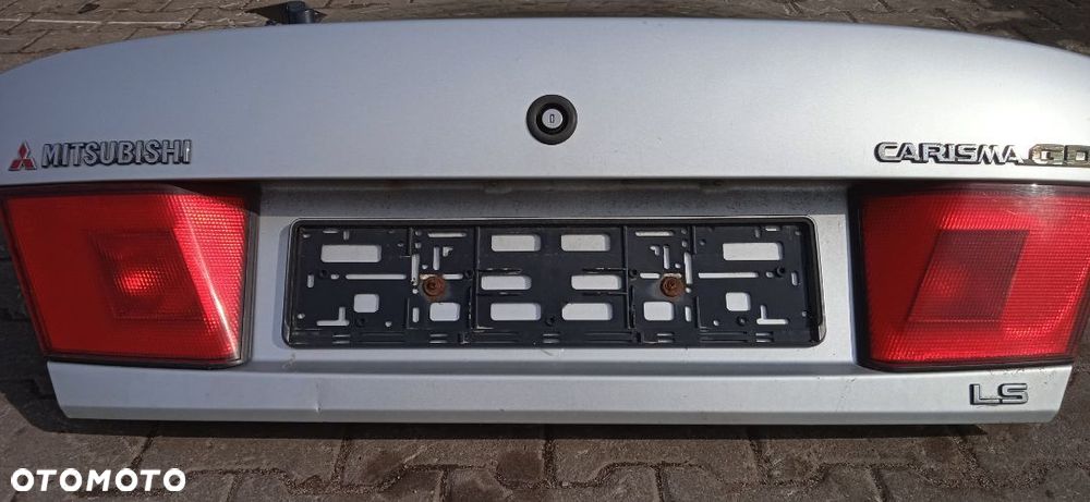Klapa Bagażnika Mitsubishi Carisma GDI - 1