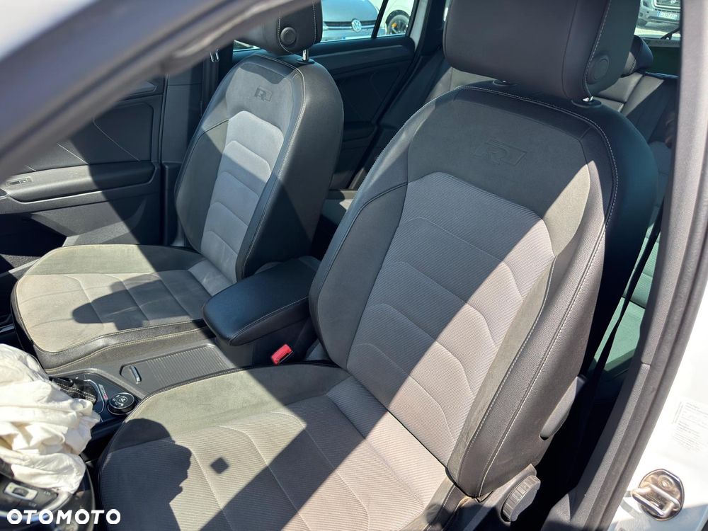 Volkswagen Tiguan 2.0 TDI SCR 4MotION DSG R-Line - 13